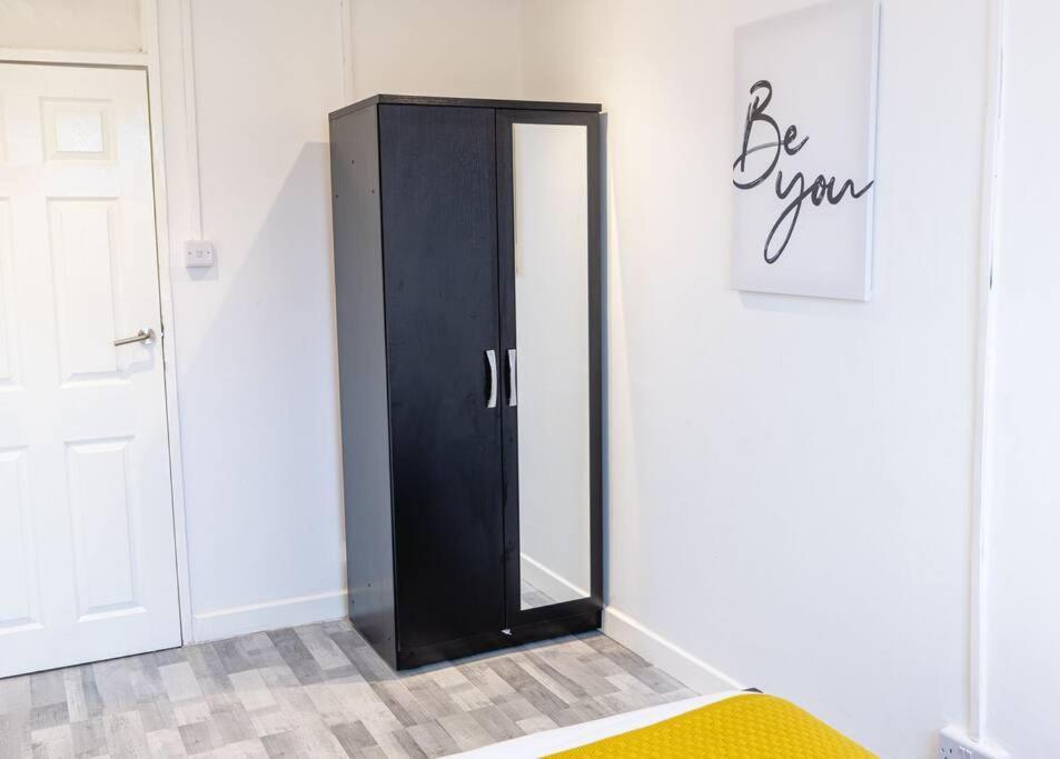 Apartamento 2 Bed With Free Parking Londres Exterior foto